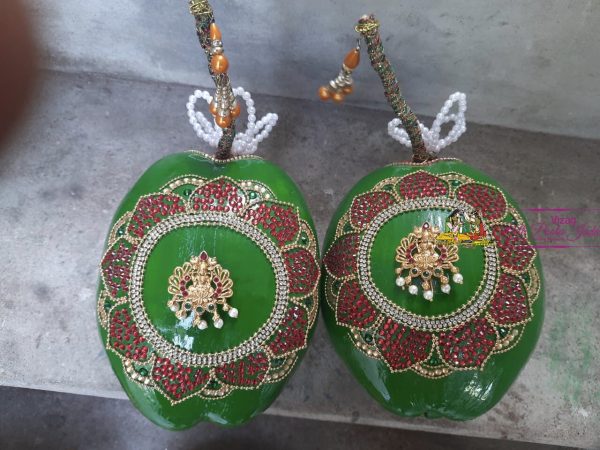 Wedding Decorative Coconuts Style 22