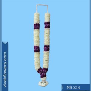 Mums Garland 024