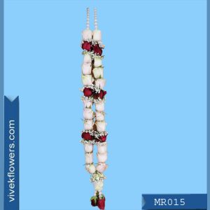 Mums Garland 015